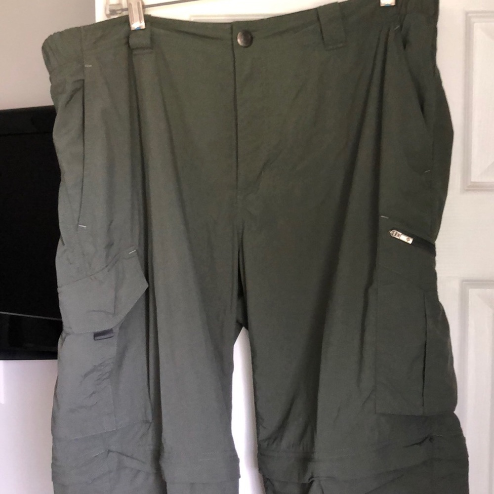 Columbia Men’s Pants (Zip Off to shorts)
